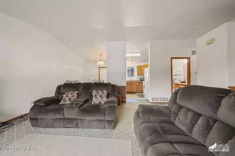 8124 E 6th Ave, Anchorage, AK 99504 photo 10