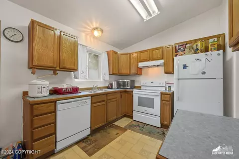 8124 E 6th Ave, Anchorage, AK 99504 photo 14