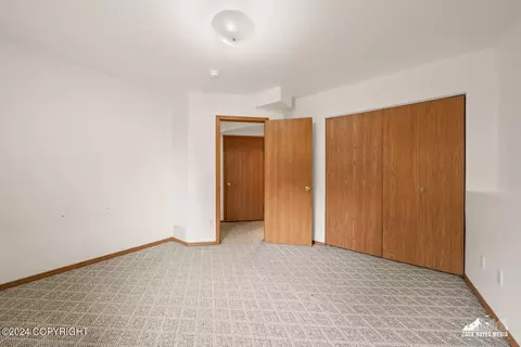 8124 E 6th Ave, Anchorage, AK 99504 photo 29