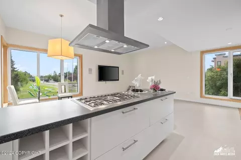 Kitchen - 111 E 13th Ave # A, Anchorage, AK 99501 photo 9 of 11