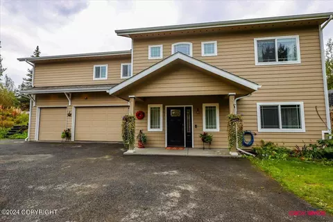 2030 N Broadway Dr, Palmer, AK 99645
