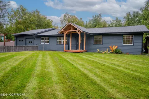 2850 N Cottonwood Loop, Wasilla, AK 99654