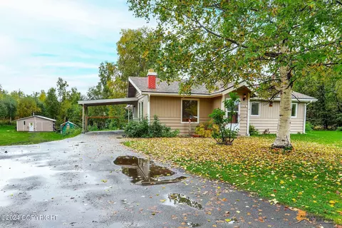 520 W Jack Fish Rd, Wasilla, AK 99654