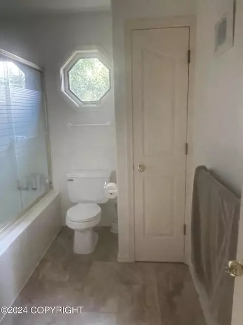 10820 Sushana Cir, Eagle River, AK 99577 photo 12