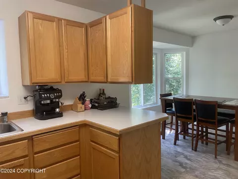 10820 Sushana Cir, Eagle River, AK 99577 photo 16
