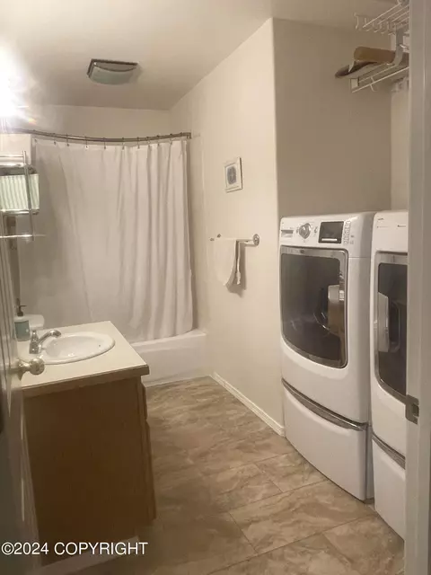 10820 Sushana Cir, Eagle River, AK 99577 photo 30