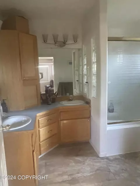 10820 Sushana Cir, Eagle River, AK 99577 photo 11