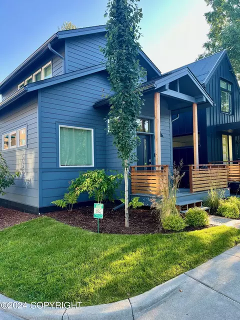 Exterior - 252 E 11th Ave # 5, Anchorage, AK 99501 photo 2 of 3