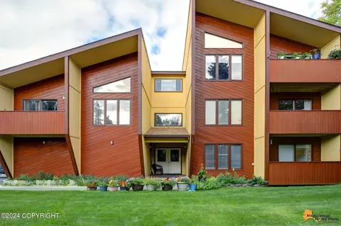 1931 Congress Cir, Anchorage, AK 99507