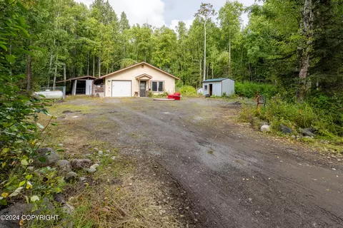 5641 Cape Birch Dr, Wasilla, AK 99623