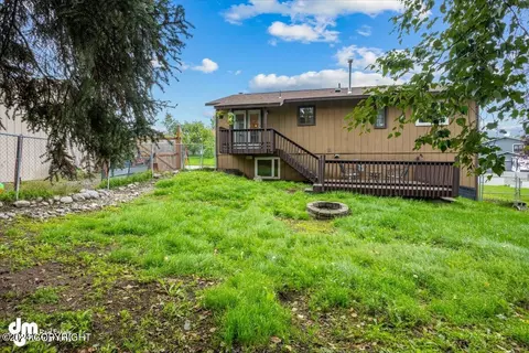 Exterior - 12501 Crested Butte Dr, Eagle River, AK 99577 photo 6 of 8
