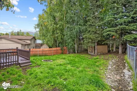 Exterior - 12501 Crested Butte Dr, Eagle River, AK 99577 photo 4 of 8