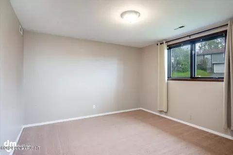 Bedroom - 12501 Crested Butte Dr, Eagle River, AK 99577 photo 4 of 5