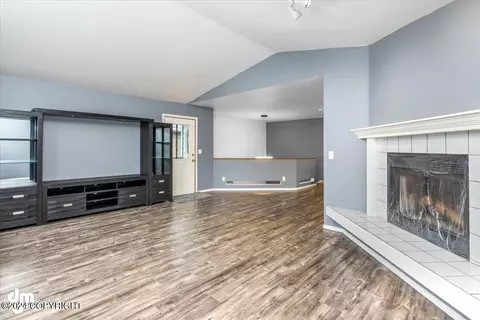 3947 Reflection Dr, Anchorage, AK 99504 photo 12