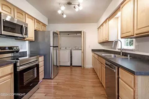 17452 Alice Loop, Eagle River, AK 99577 photo 13