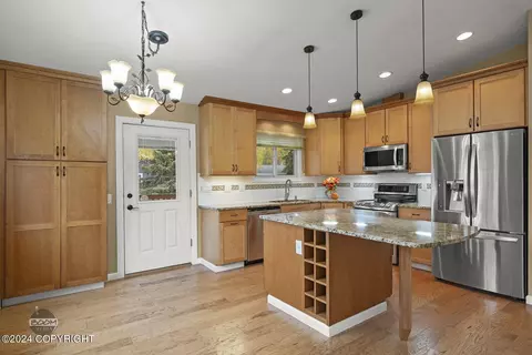 17707 Kiloana Cir, Eagle River, AK 99577 photo 8