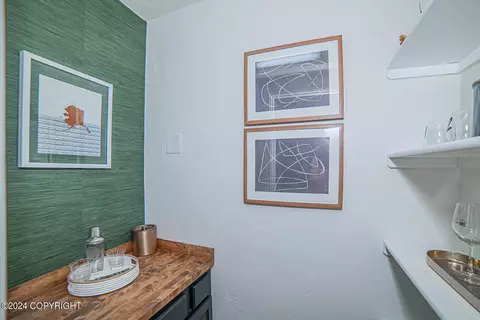 328 E 15th Ave # 5, Anchorage, AK 99501 photo 18