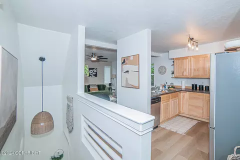 328 E 15th Ave # 5, Anchorage, AK 99501 photo 10