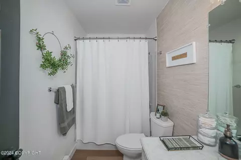 328 E 15th Ave # 5, Anchorage, AK 99501 photo 12
