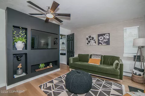 328 E 15th Ave # 5, Anchorage, AK 99501 photo 9