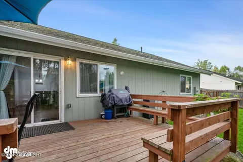 16639 Eleonora St, Eagle River, AK 99577 photo 38