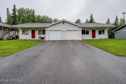 409 N Gill St, Kenai, AK 99611