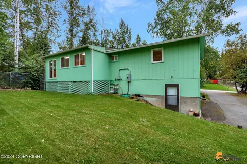 16443 Carla St, Eagle River, AK 99577 photo 6