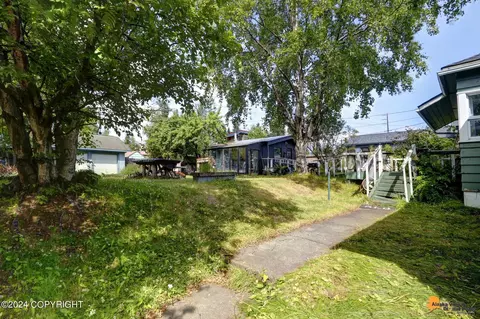 1338 E St, Anchorage, AK 99501 photo 38