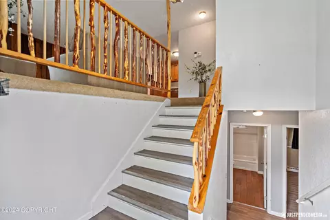 Entry Way - 17351 Baronoff Ave, Eagle River, AK 99577 photo 1 of 3