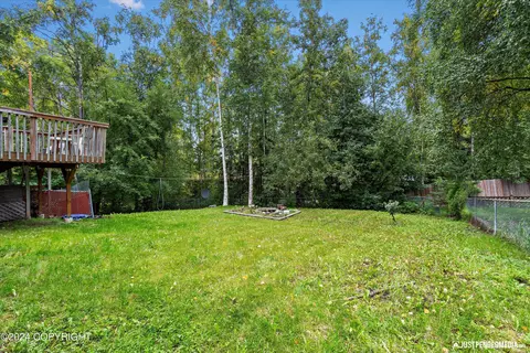 Exterior - 17351 Baronoff Ave, Eagle River, AK 99577 photo 4 of 5