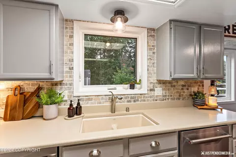 17546 Teklanika Dr, Eagle River, AK 99577 photo 18