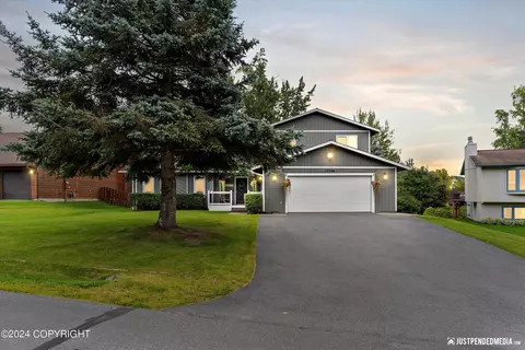 17546 Teklanika Dr, Eagle River, AK 99577