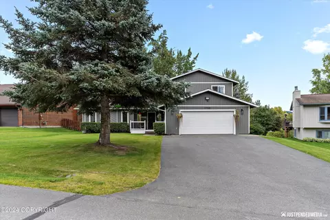 17546 Teklanika Dr, Eagle River, AK 99577 photo 2
