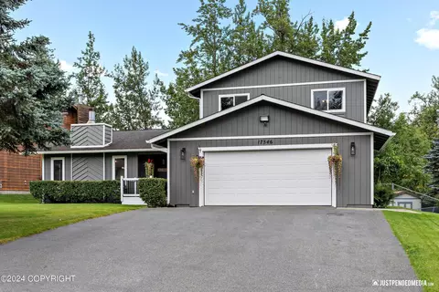 17546 Teklanika Dr, Eagle River, AK 99577 photo 4