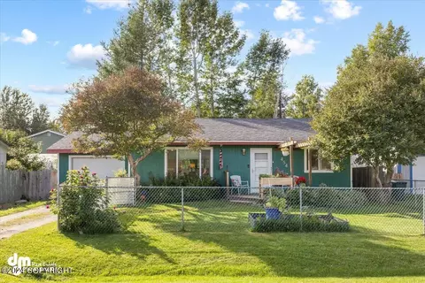 454 N Chugach St, Palmer, AK 99645