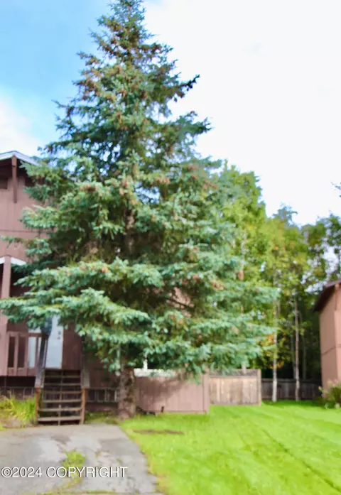 Exterior - 245 Fall Leaf Cir, Anchorage, AK 99504 photo 3 of 5