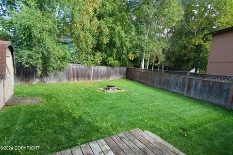 Exterior - 245 Fall Leaf Cir, Anchorage, AK 99504 photo 4 of 5