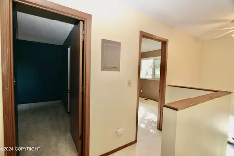 Entry Way - 245 Fall Leaf Cir, Anchorage, AK 99504 photo 3 of 3