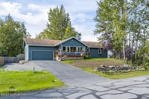 2150 N Broadway Dr, Palmer, AK 99645