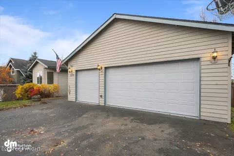 13238 Konrad Dr, Eagle River, AK 99577 photo 4
