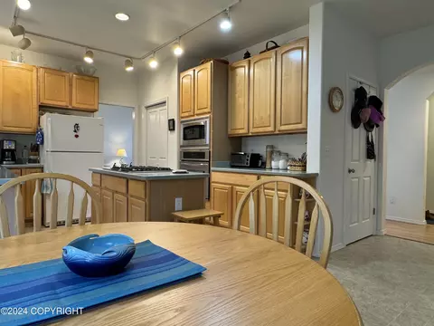 8718 Lassen St, Eagle River, AK 99577 photo 19