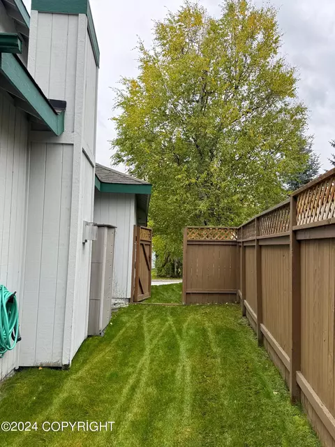 8718 Lassen St, Eagle River, AK 99577 photo 46