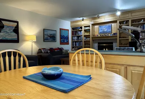 8718 Lassen St, Eagle River, AK 99577 photo 17