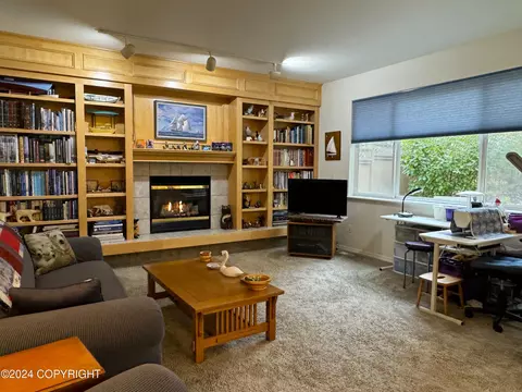 8718 Lassen St, Eagle River, AK 99577 photo 20