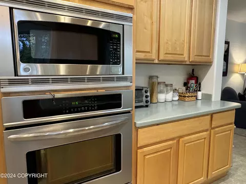 8718 Lassen St, Eagle River, AK 99577 photo 14