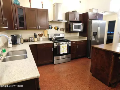 37529 Samsel Rd, Sterling, AK 99672 photo 2