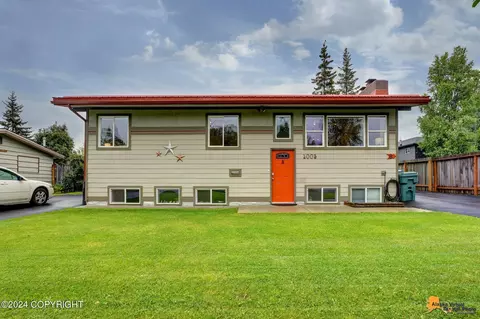 4005 Arkansas Dr, Anchorage, AK 99517