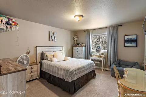 Bedroom - 13259 Rosser Dr, Eagle River, AK 99577 photo 7 of 10