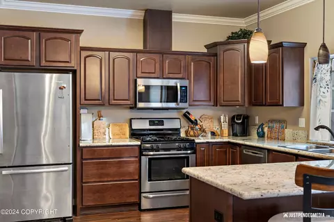 Kitchen - 13259 Rosser Dr, Eagle River, AK 99577 photo 1 of 4