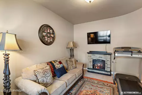 Living - 13259 Rosser Dr, Eagle River, AK 99577 photo 2 of 6